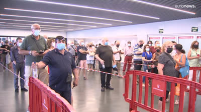 La cuarta dosis contra el Covid-19 empezará a administrarse en otoño en España