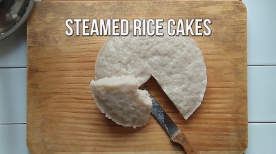 Steamed rice cakes